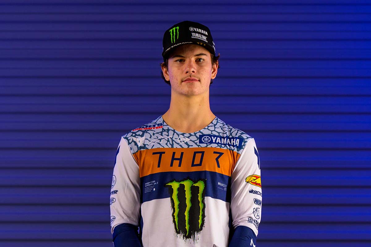 Cole-Davies-Racing-in-Melbourne
